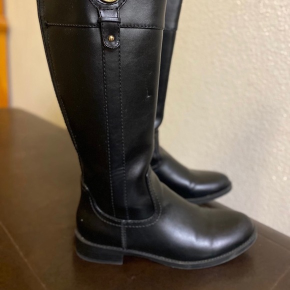 Tommy Hilfiger boots - Picture 2 of 10